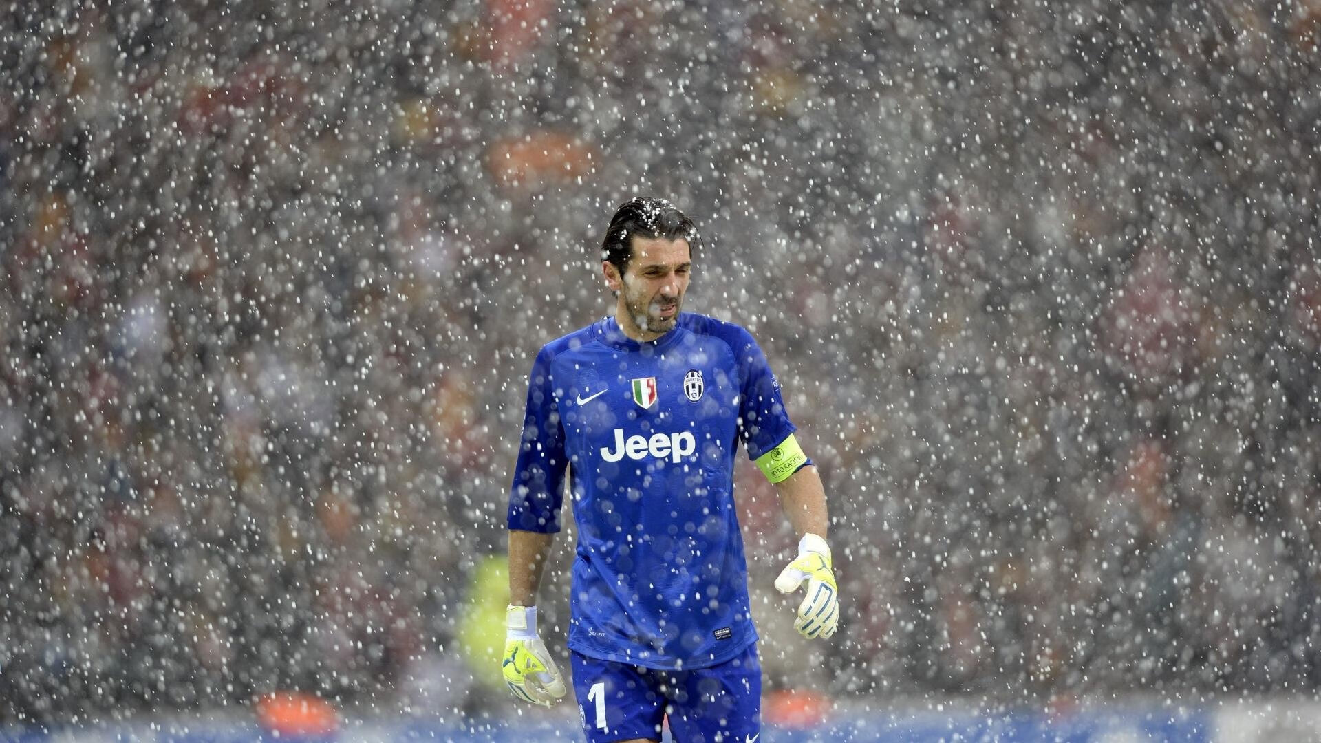 欧冠决赛的绿茵场，为何回荡着南美高原的古老战歌？