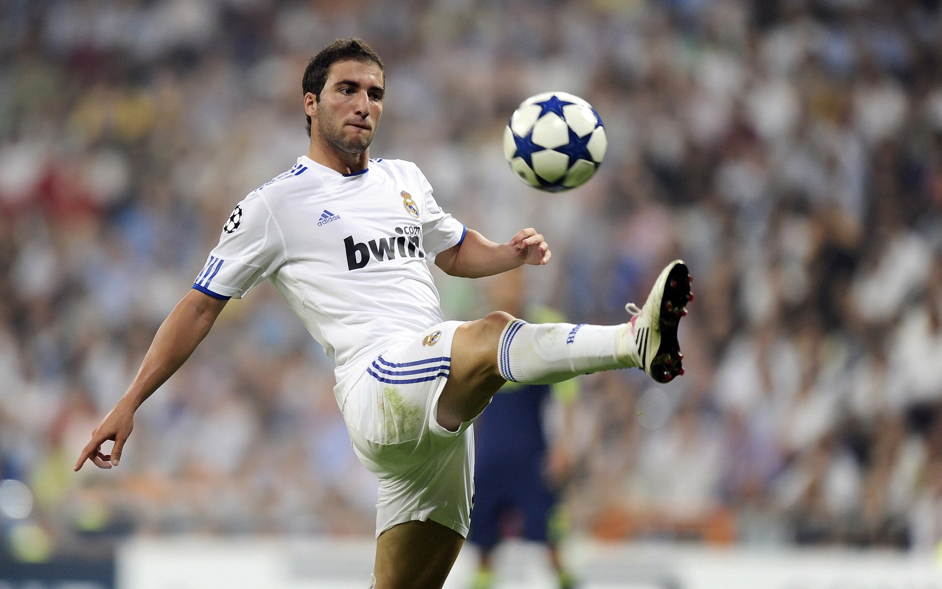 国王对阵开拓者，小贾伦关键进球定乾坤